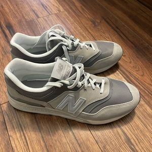 New Balance 997H in Men’s Size 10